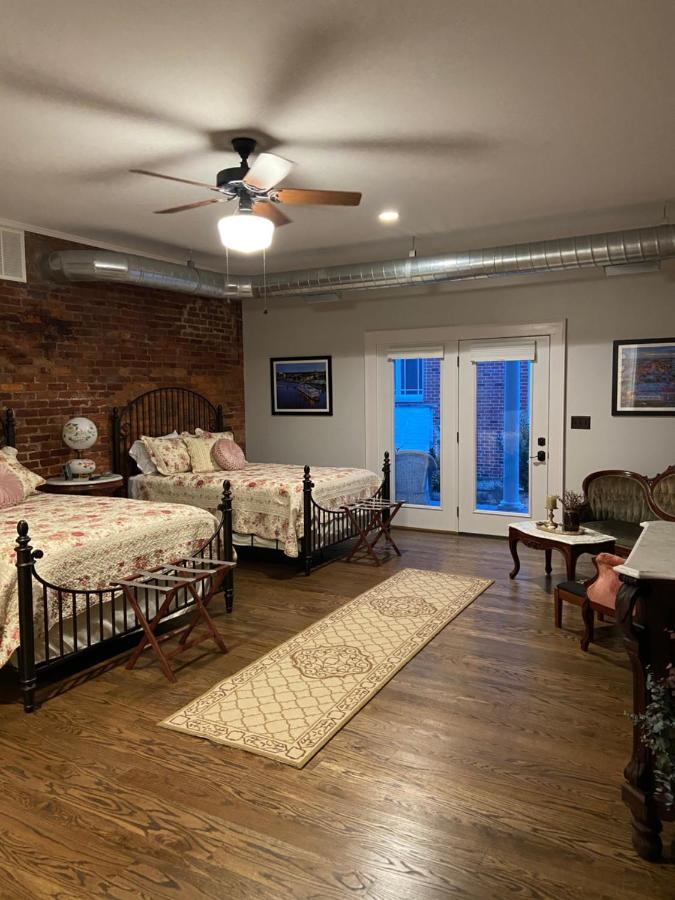פדוקה Belle Louise Historic Bed & Breakfast מראה חיצוני תמונה