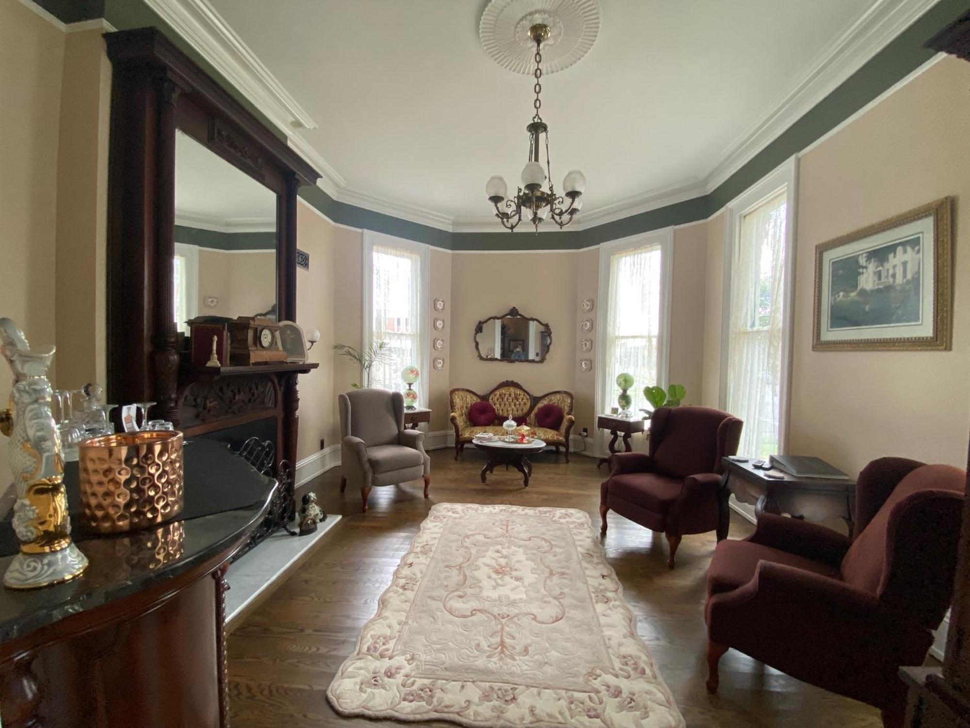 פדוקה Belle Louise Historic Bed & Breakfast מראה חיצוני תמונה